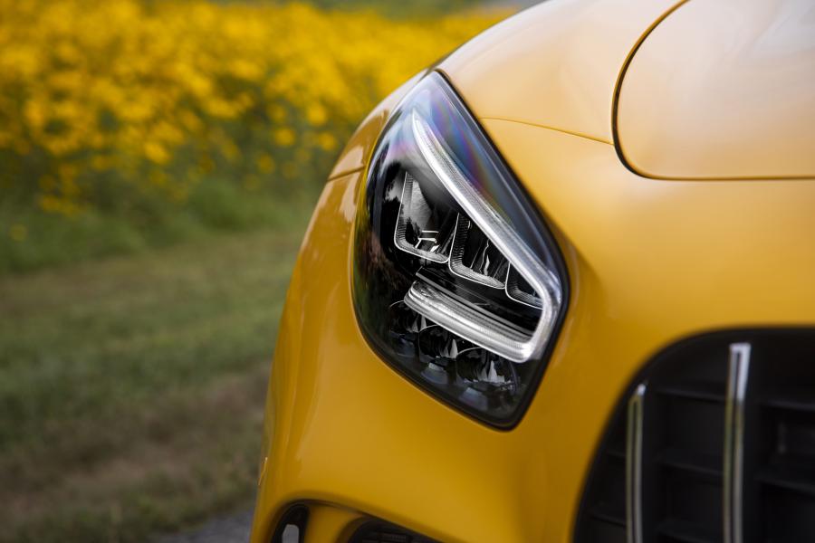 Детали экстерьера Mercedes-AMG GT R (C190) 2019 года  (NA) (фото 46 из 85)